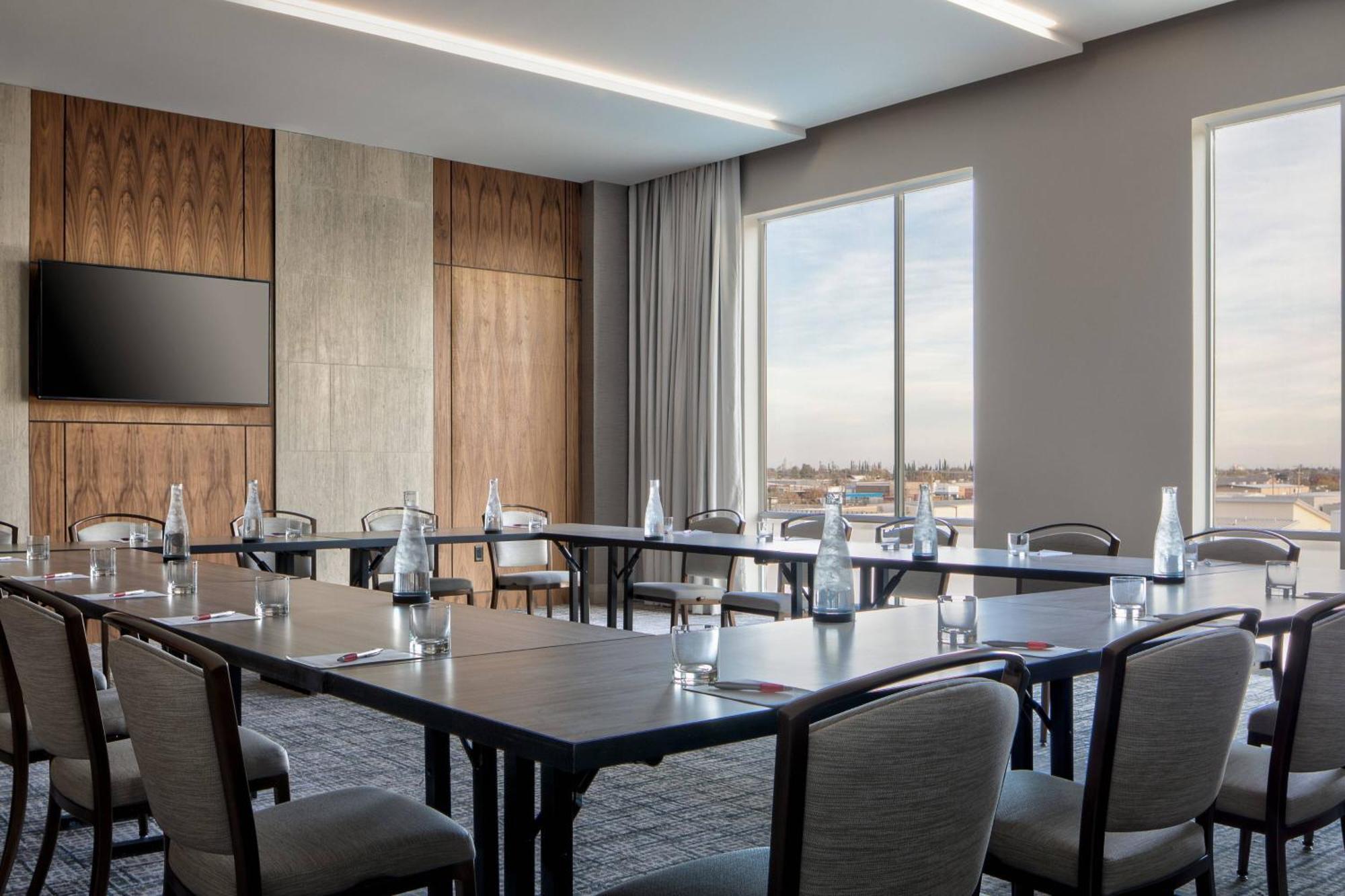 Odessa Marriott Hotel & Conference Center Extérieur photo